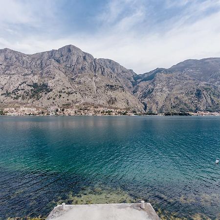 Sea Holiday Muo With Sea And City View Kotor Exteriör bild