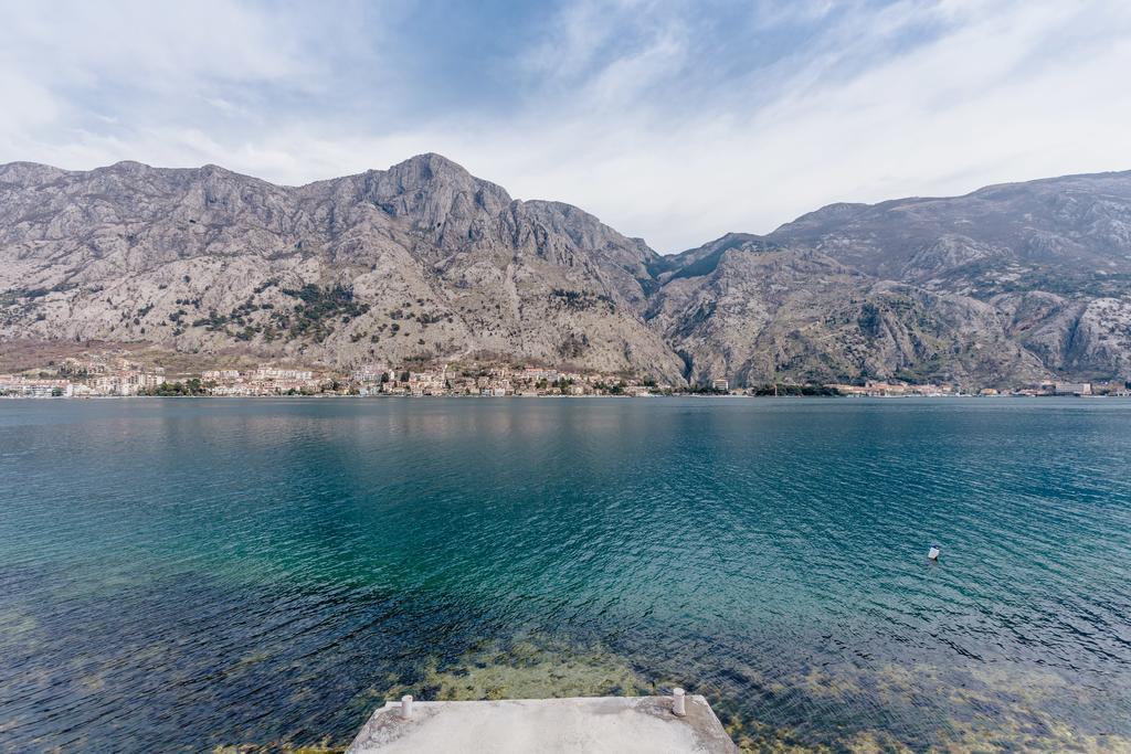 Sea Holiday Muo With Sea And City View Kotor Exteriör bild